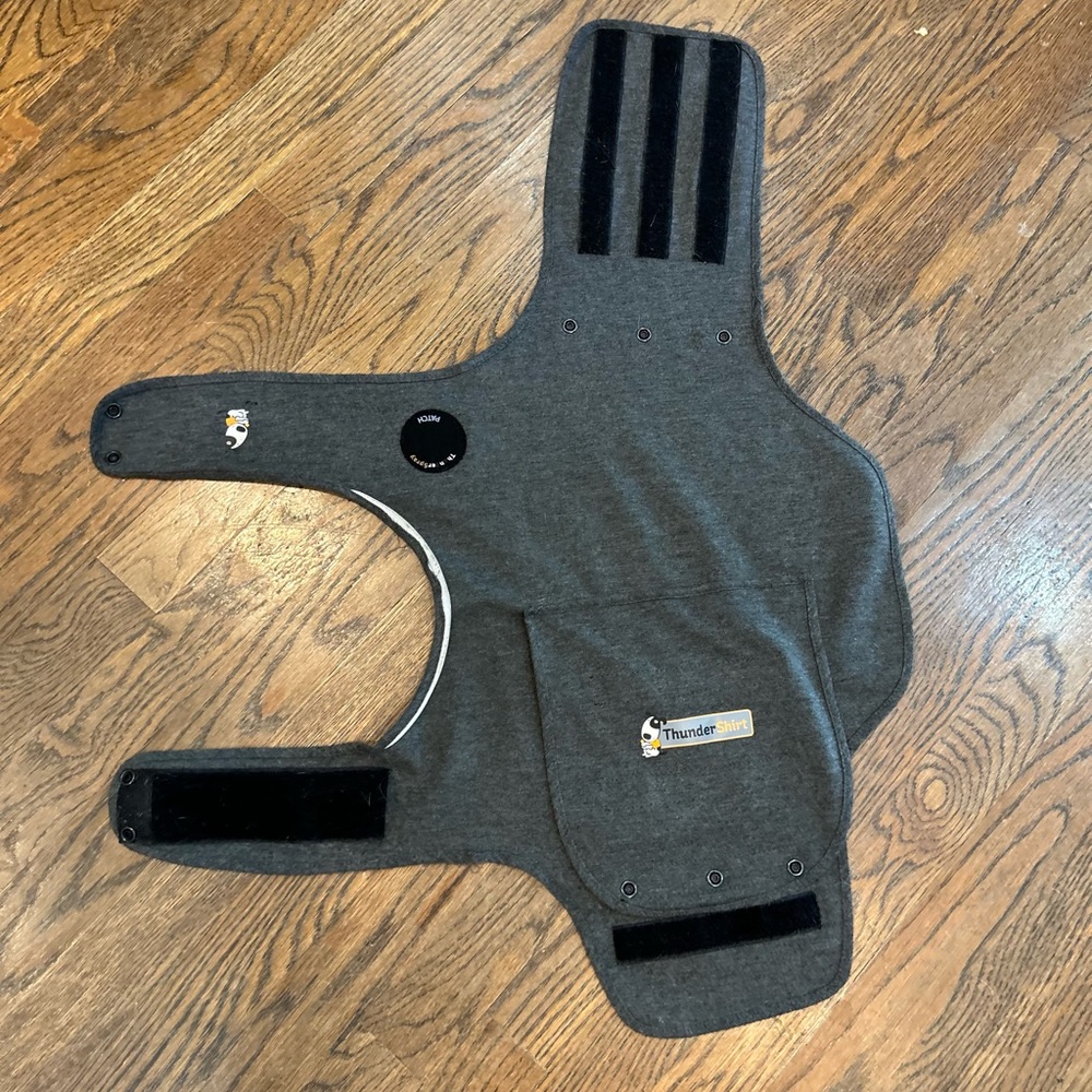 ThunderShirt Classic Calming Wrap for Dogs - Charcoal Gray